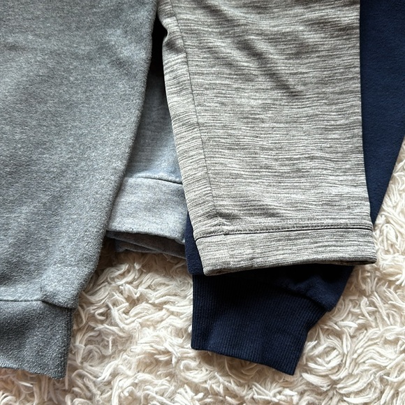 Boys size Large Used great condition about a size 12/ 14 since washed often - Picture 9 of 12